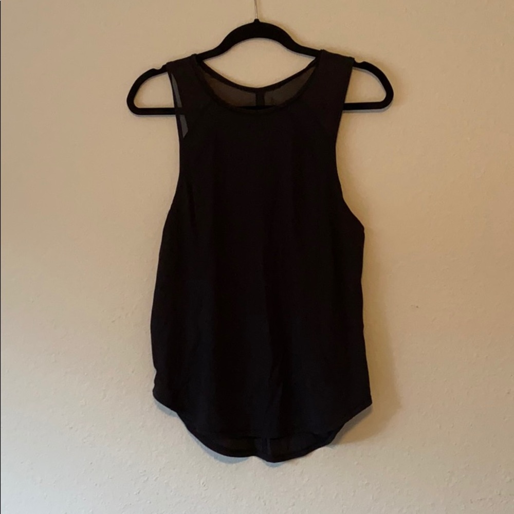 Lululemon tank